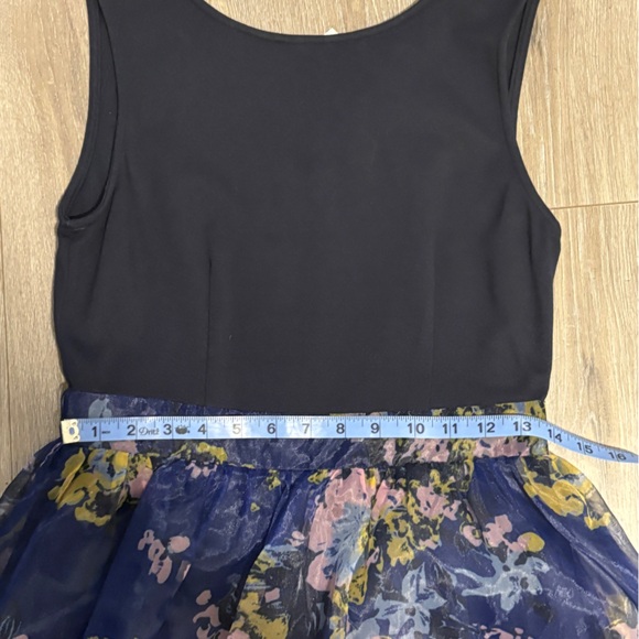 NWT Modcloth Navy and Floral Maxi Dress. Size M - Picture 10 of 11